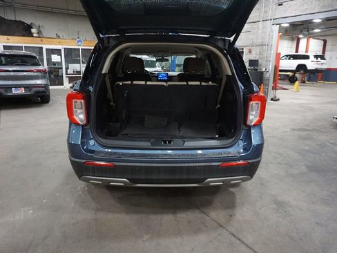 Used 2020 Ford Explorer XLT w/ Equipment Group 202A image 16