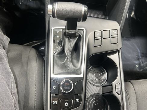 Used 2024 Kia Sportage LX AWD/4WD image 19