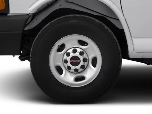 Used 2015 GMC Savana 2500 RWD image 11