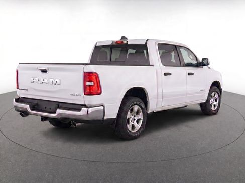 Used 2025 RAM 1500 Big Horn AWD/4WD image 4