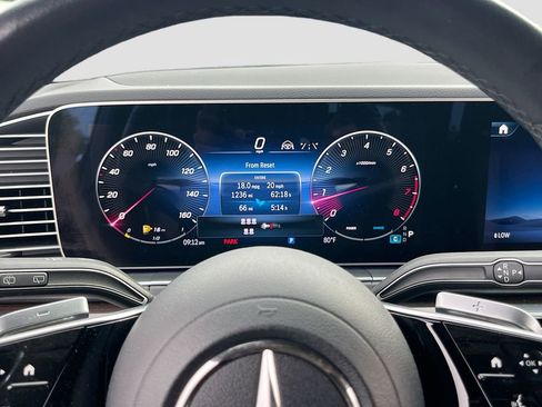 Used 2024 Mercedes-Benz GLE 350 4MATIC w/ 3rd Row Seat Package image 12