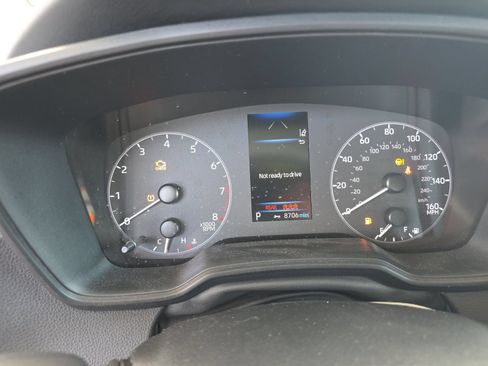 Used 2024 Toyota Corolla LE FWD image 2