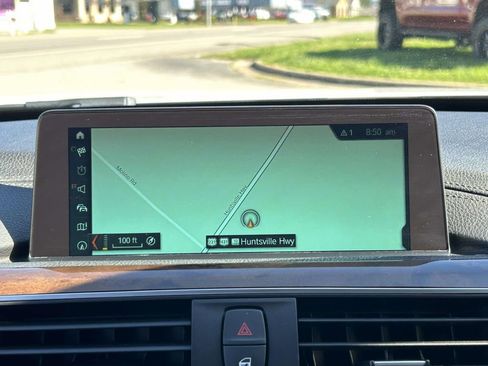 Used 2018 BMW 340i Sedan RWD image 18