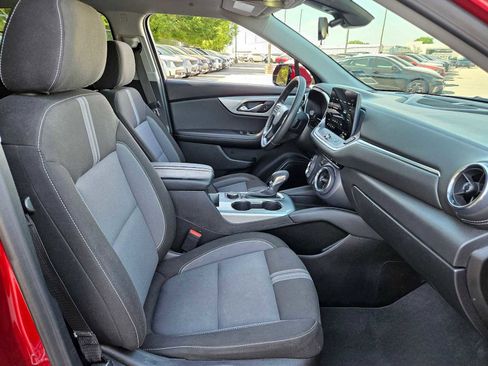 Used 2025 Chevrolet Blazer LT image 11