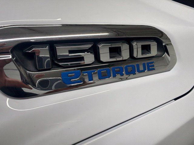 Used 2022 RAM 1500 Tradesman AWD/4WD image 9