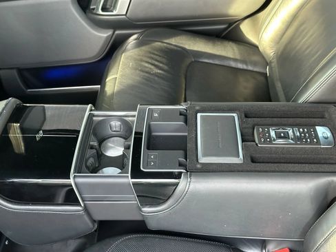 Used 2019 Land Rover Range Rover Long Wheelbase Autobiography AWD/4WD image 18