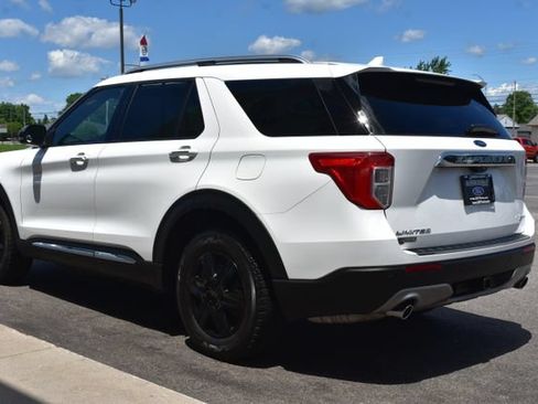 Used 2023 Ford Explorer Limited w/ Class IV Trailer Tow Package AWD/4WD image 17