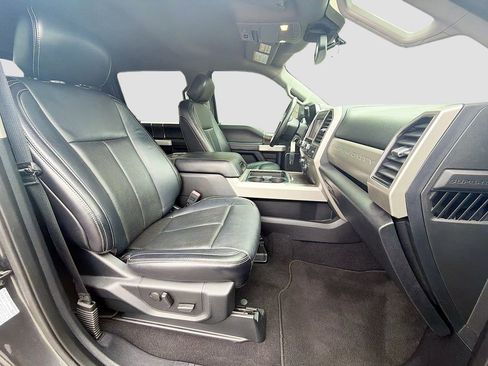 Used 2020 Ford F250 Lariat image 15