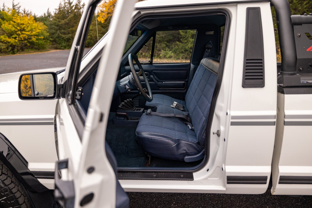 Used 1988 Jeep Comanche Pioneer AWD/4WD image 81