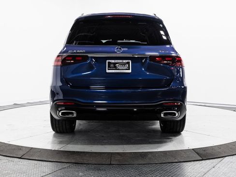 Used 2025 Mercedes-Benz GLS 580 4MATIC image 33