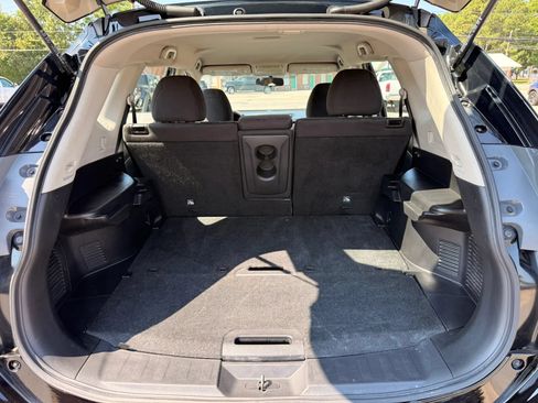 Used 2015 Nissan Rogue S AWD/4WD image 26