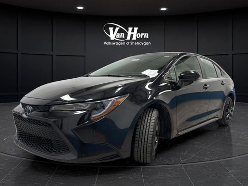 Used 2022 Toyota Corolla LE image 7