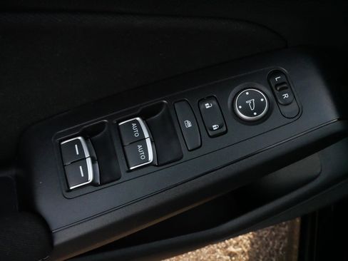 Certified 2023 Honda Civic LX image 19