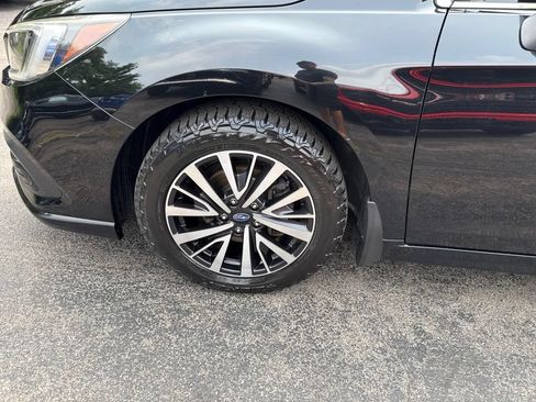 Used 2019 Subaru Legacy 2.5i Premium AWD/4WD image 11