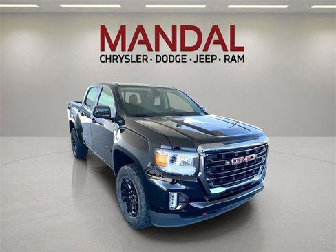 Used 2022 GMC Canyon AT4 image 4
