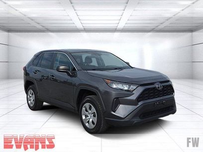 Used 2022 Toyota RAV4 LE w/ Carpet Mat Package (TMS)