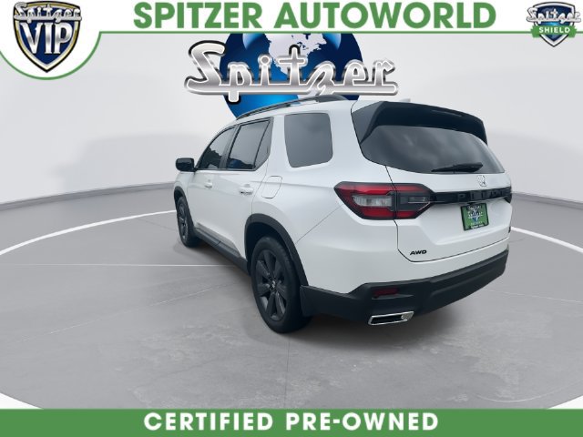 Used 2025 Honda Pilot Sport image 8