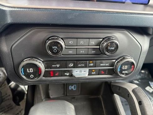 Used 2023 Ford Bronco Outer Banks AWD/4WD image 18