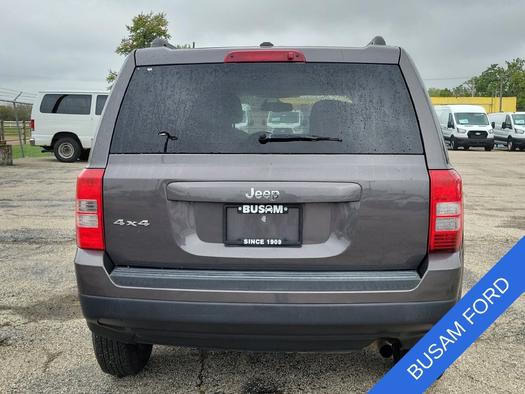 Used 2016 Jeep Patriot Sport w/ Power Value Group AWD/4WD image 29
