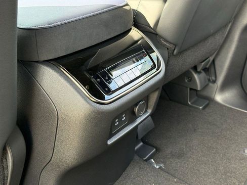 New 2026 INFINITI QX80 4WD image 19