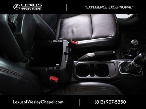 Used 2019 Jeep Wrangler Unlimited Rubicon AWD/4WD image 28