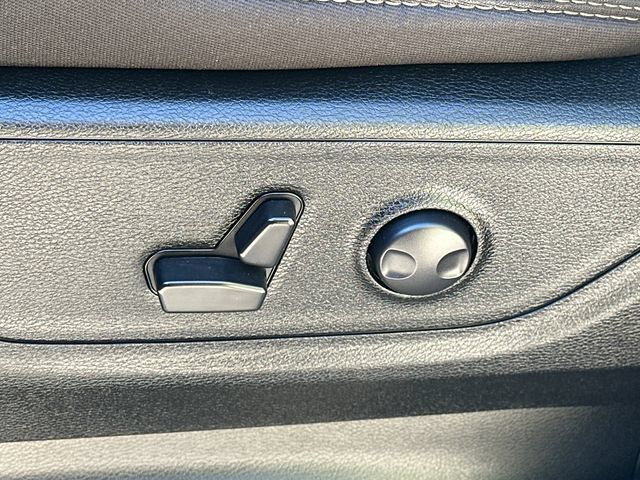 Used 2023 RAM 1500 Big Horn AWD/4WD image 39