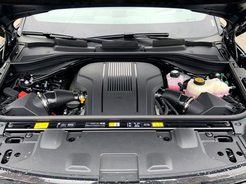 New 2026 Land Rover Range Rover SE AWD/4WD image 16
