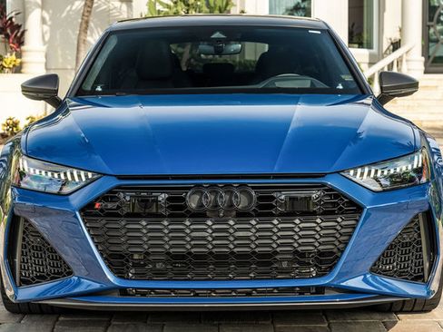 Used 2024 Audi RS 7 Performance AWD/4WD image 11