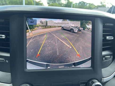 Used 2022 RAM 1500 Big Horn RWD image 14