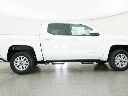 New 2026 Toyota Tacoma SR5 image 27