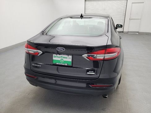 Used 2020 Ford Fusion SE image 7