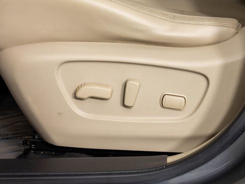 Used 2017 Nissan Rogue SL image 17