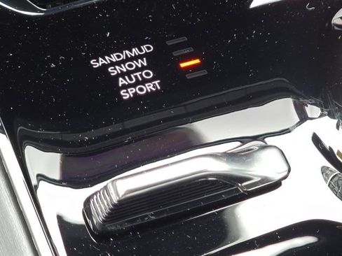 New 2025 Jeep Wagoneer Series III w/ Quick Order Package 25C Super image 20