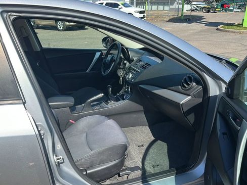 Used 2011 MAZDA MAZDA3 s Sport image 12