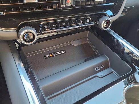 New 2026 Chevrolet Tahoe High Country image 18