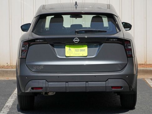 Used 2025 Nissan Kicks S FWD image 41