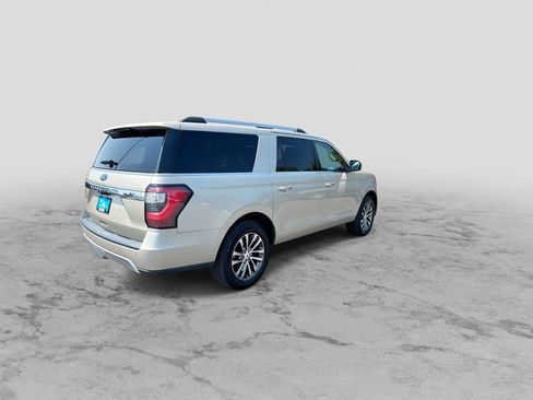 Used 2018 Ford Expedition Max Limited w/ Equipment Group 301A AWD/4WD image 8