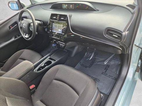 Certified 2022 Toyota Prius LE FWD image 20