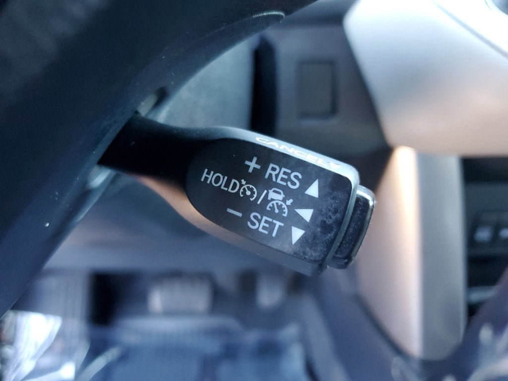 Used 2017 Toyota RAV4 Limited w/ Advanced Technology Package AWD/4WD image 26