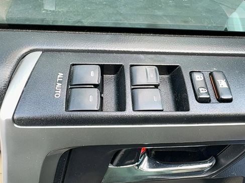 Used 2019 Toyota 4Runner SR5 Premium RWD image 18
