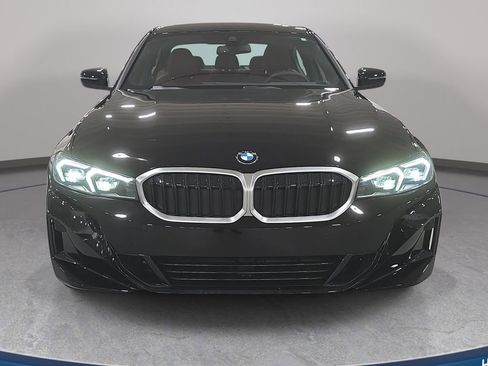 Used 2026 BMW 330i Sedan w/ Convenience Package RWD image 3