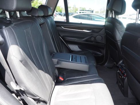 Used 2016 BMW X5 xDrive50i AWD/4WD image 19