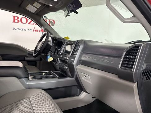 Used 2019 Ford F250 XLT w/ XLT Premium Package image 17