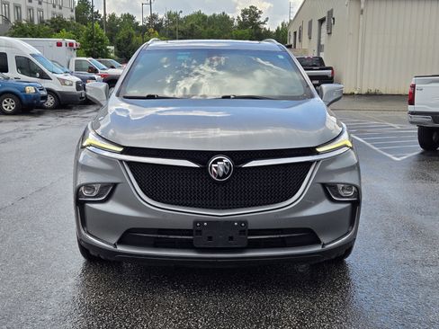 Used 2023 Buick Enclave Essence w/ Experience Buick Package image 3