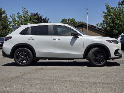 New 2026 Honda HR-V Sport image 10