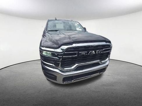 Used 2025 RAM 2500 Big Horn AWD/4WD image 2