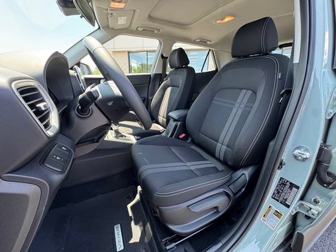 Certified 2026 Hyundai Venue SEL FWD image 35