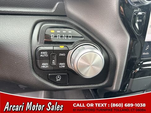 Used 2024 RAM 1500 Laramie AWD/4WD image 26