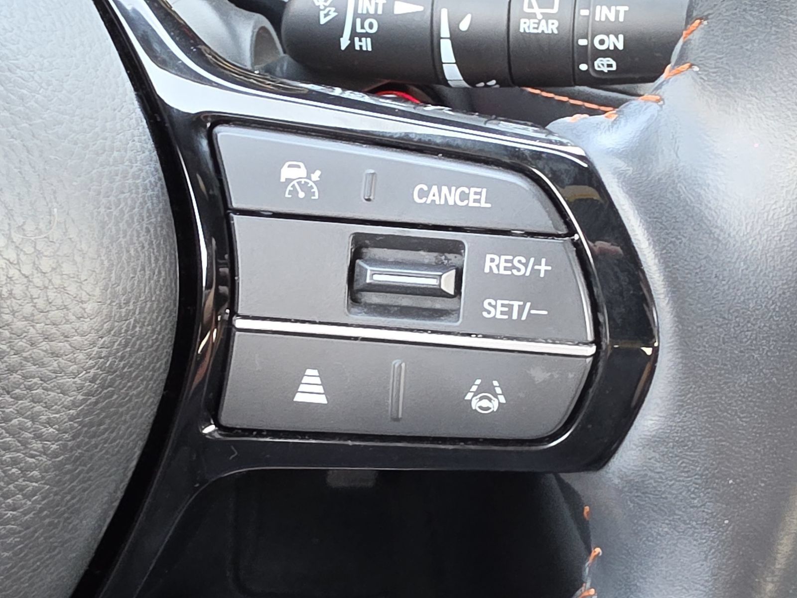 Used 2024 Honda HR-V Sport image 19