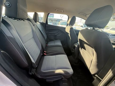 Used 2017 Ford Escape S image 21
